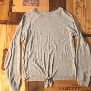 aero light grey long sleeve